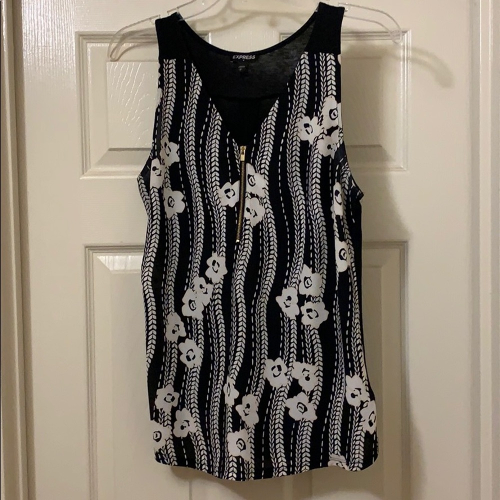 Express floral tank top with zipper.